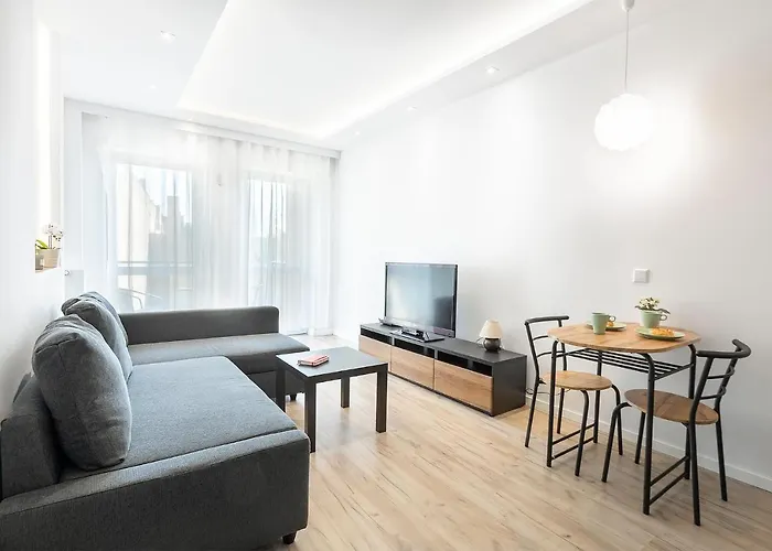 Mye - Ilumino 아파트 우치